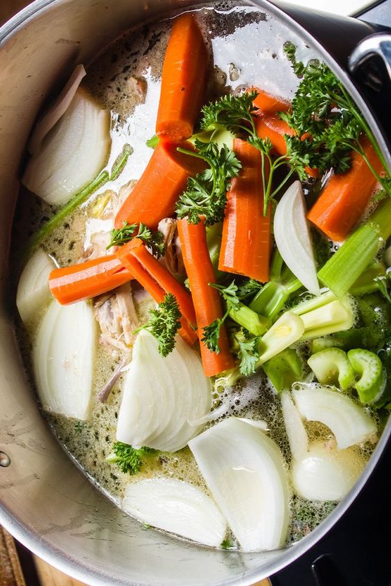 caldo de legumes para risoto prático