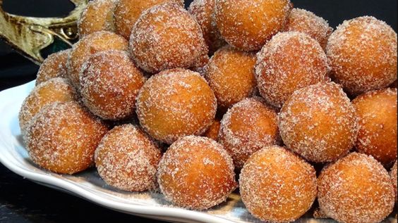 Bolinho de Chuva com Leite Condensado  tudo gostoso