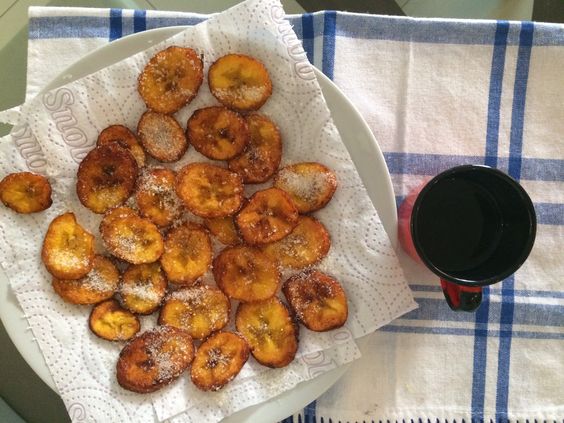 Banana desidratada na airfryer frita