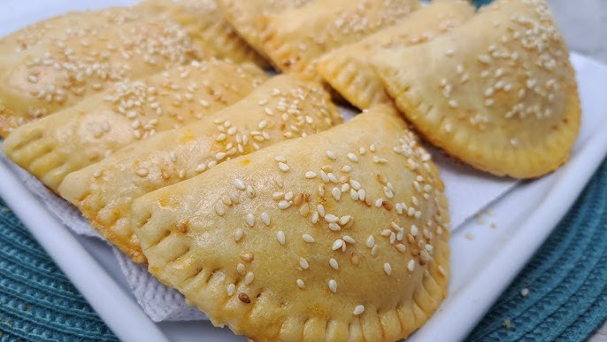 Pastel de forno de frango e catupiry com massa pronta ana maria