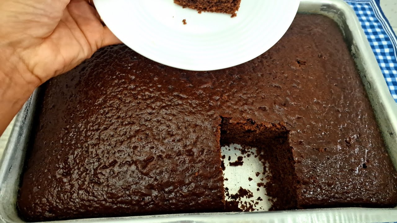 Bolo de chocolate tamanho família fofinho