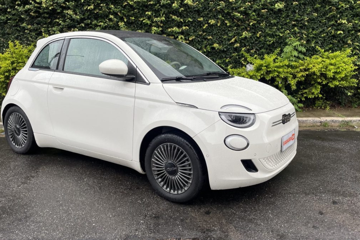 Fiat 500e (Foto: Nicole Santana/Garagem360)