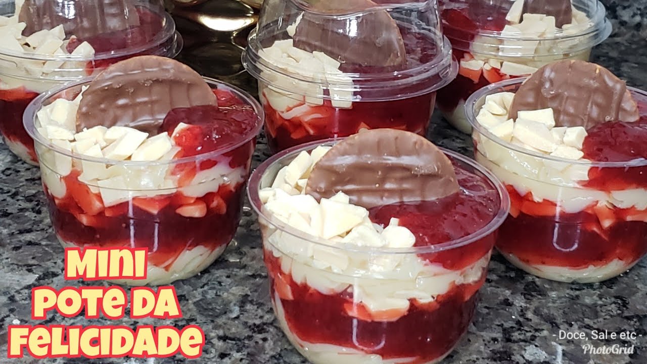 Pote da felicidade de chocolate com morango fácil cremoso