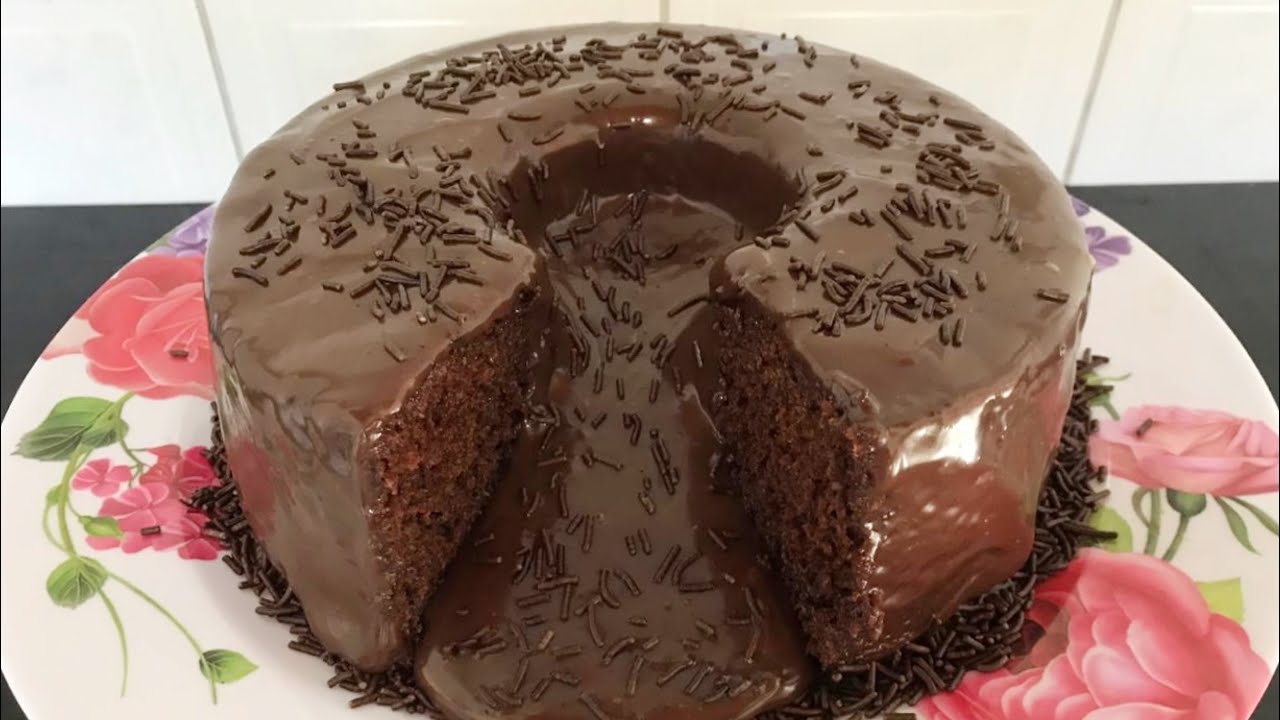 Bolo de vulcão de brigadeiro tudo gostoso @confeitandocomdanielaboulos