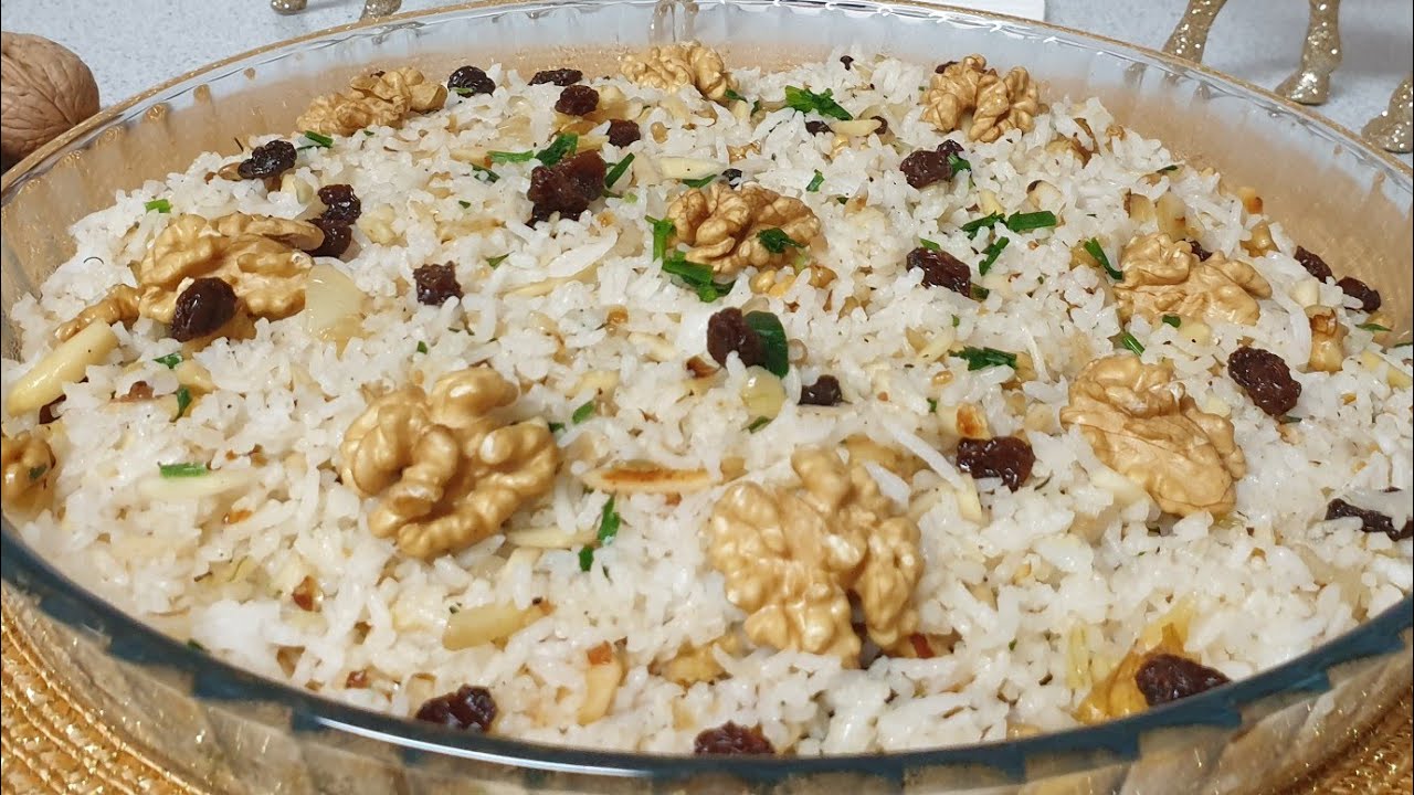 Arroz natalino com nozes e damasco prático