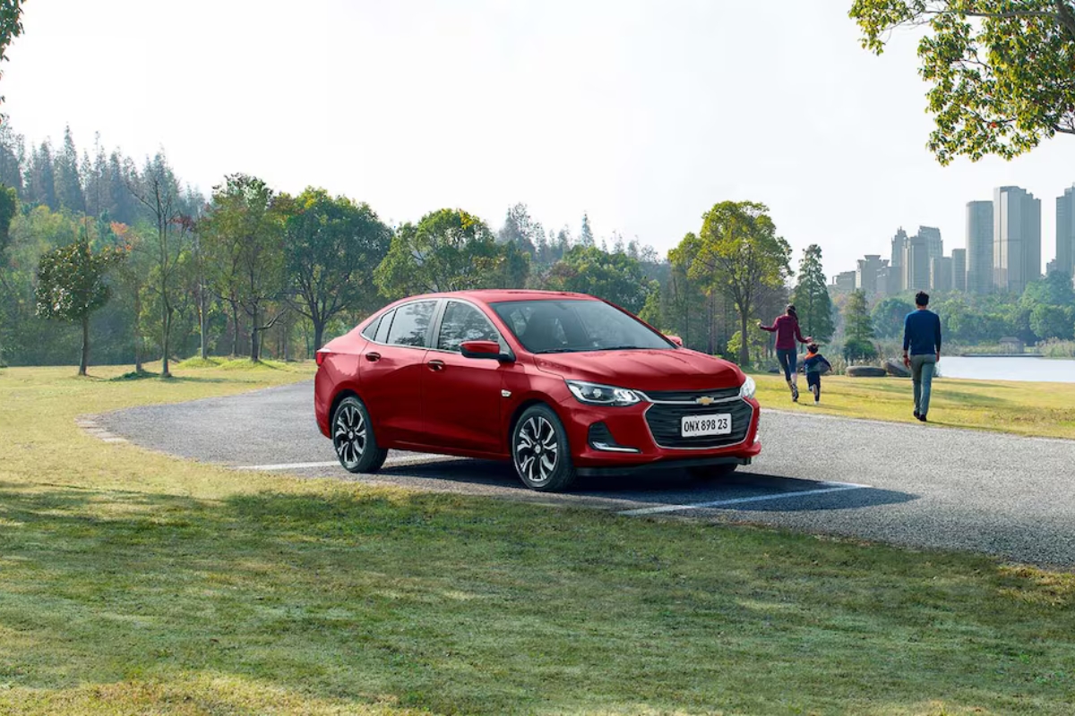  Chevrolet Onix Plus  - Foto: divulgação