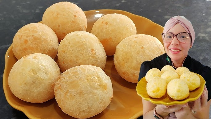 Pão de queijo recheado com queijo prato