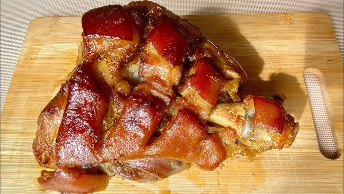 Pernil de porco assado no forno prático