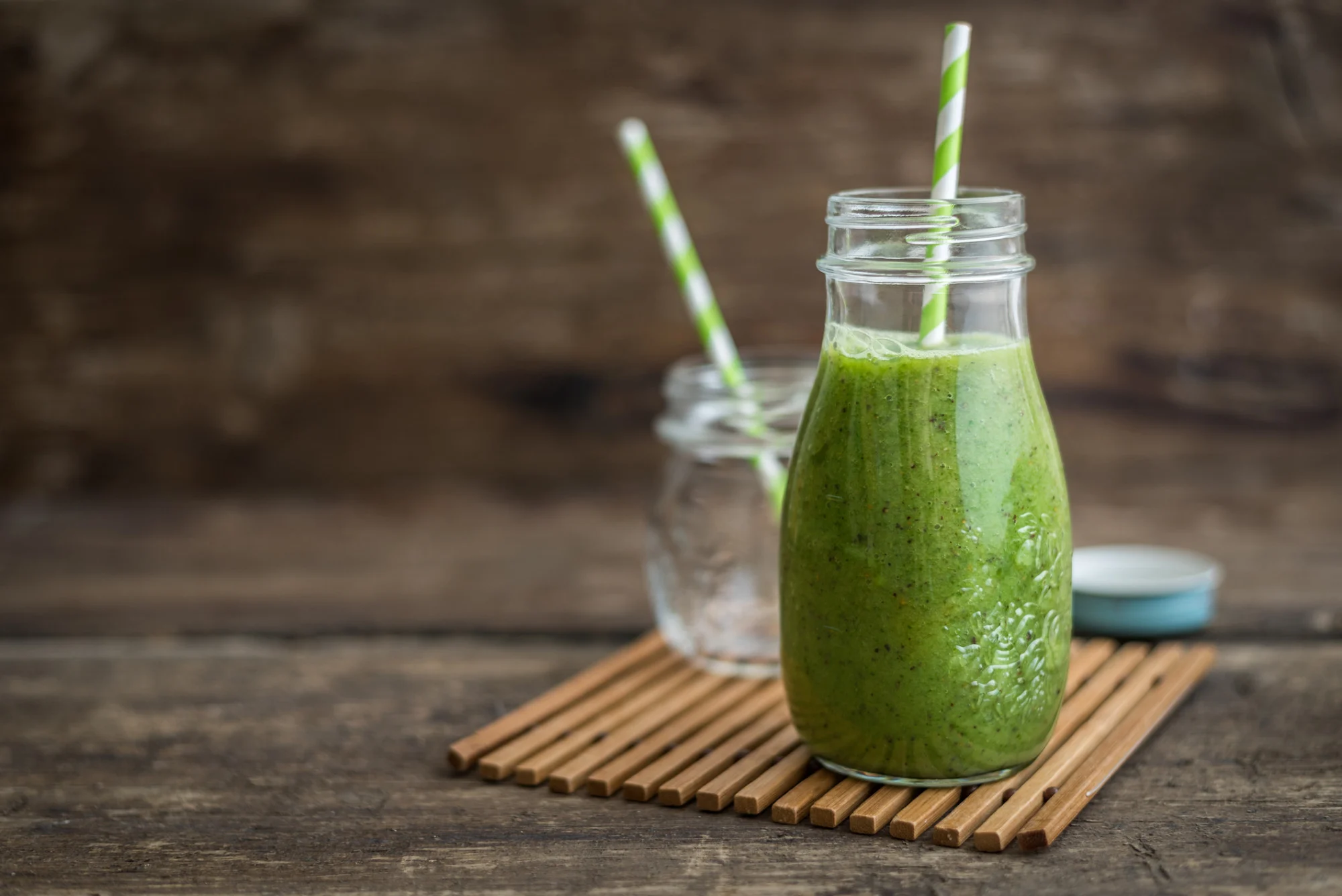 Suco detox de couve prático demais