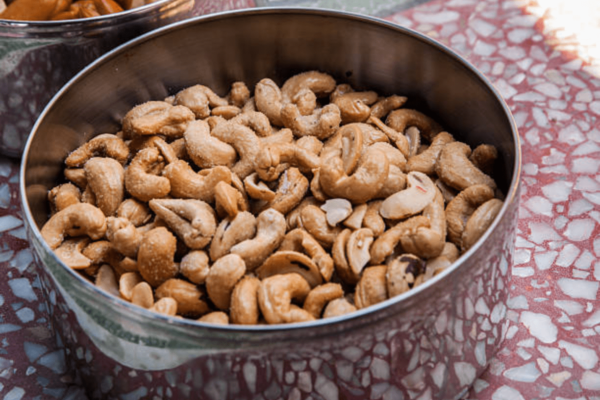 Castanha de caju na airfryer fácil