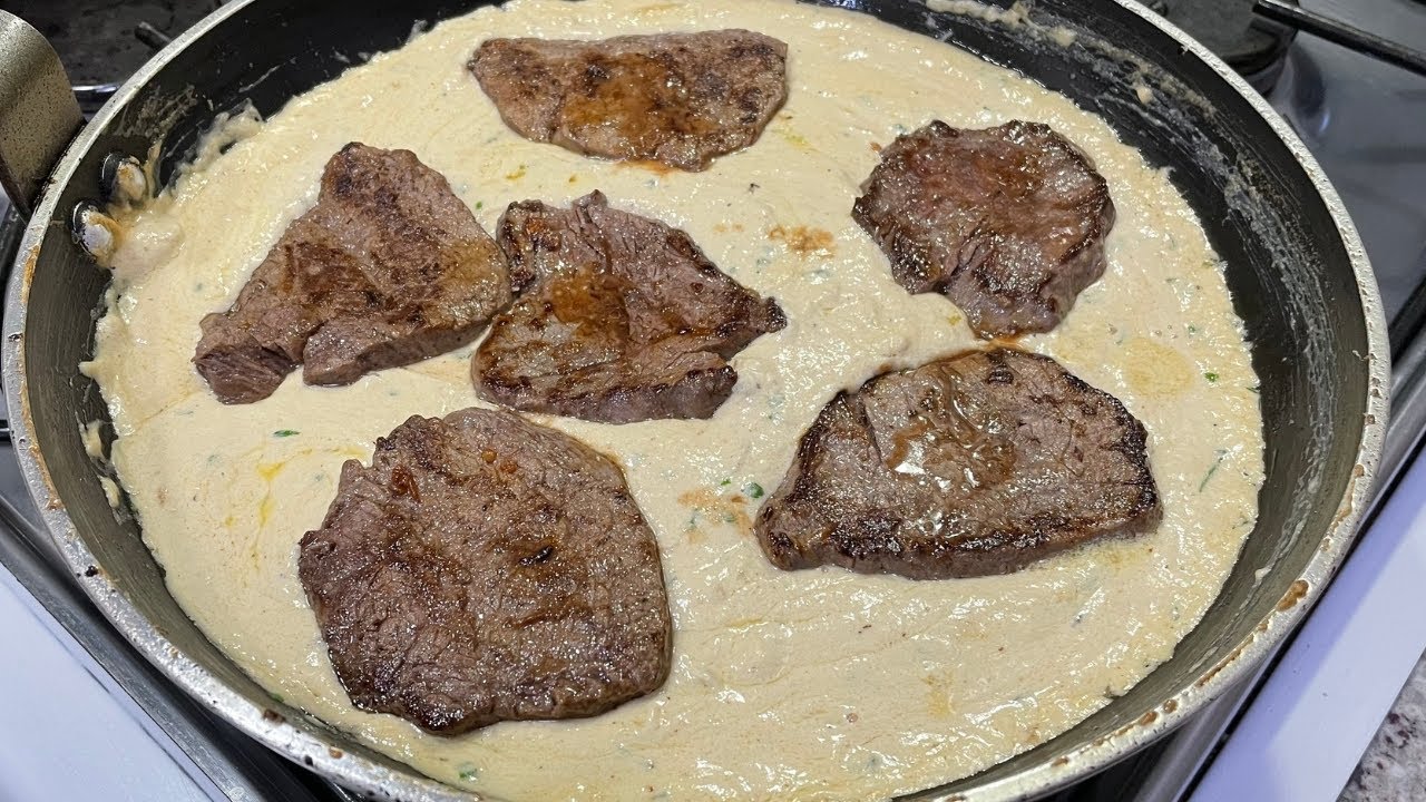 Filé de carne ao molho de queijos do tiktok tudo gostoso