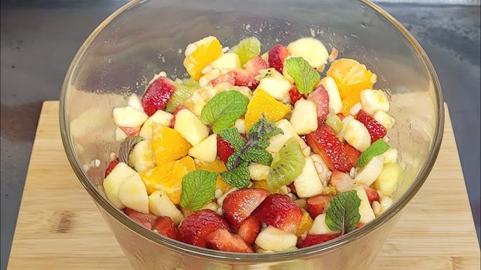 Salada de fruta proteica tudo gostoso