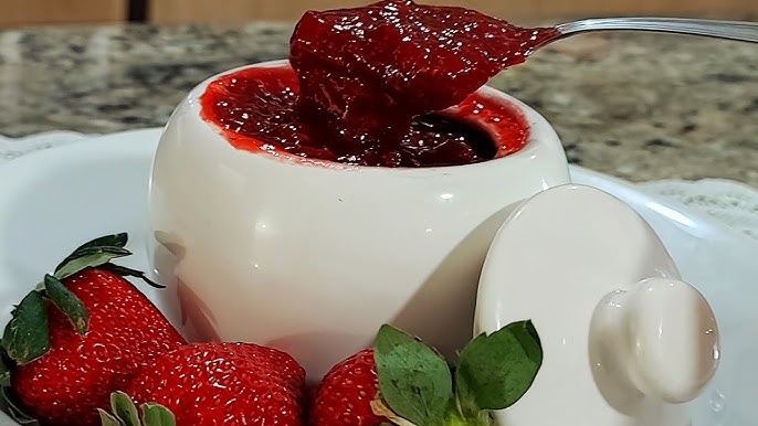 Geleia de morango com chia cremoso