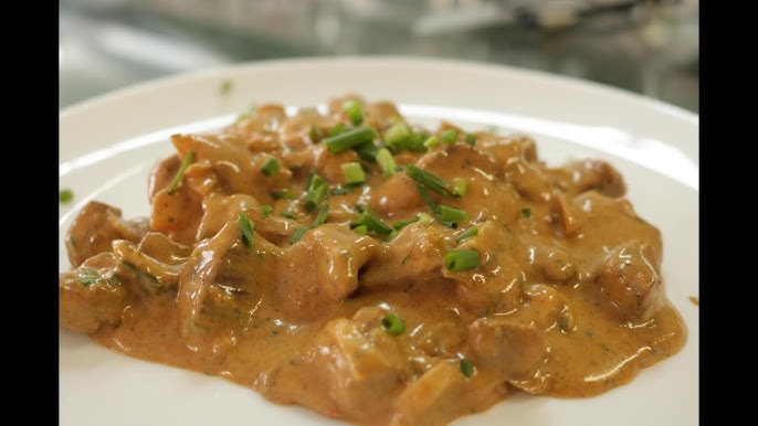 Estrogonofe de carne sem lactose prático tudo gostoso