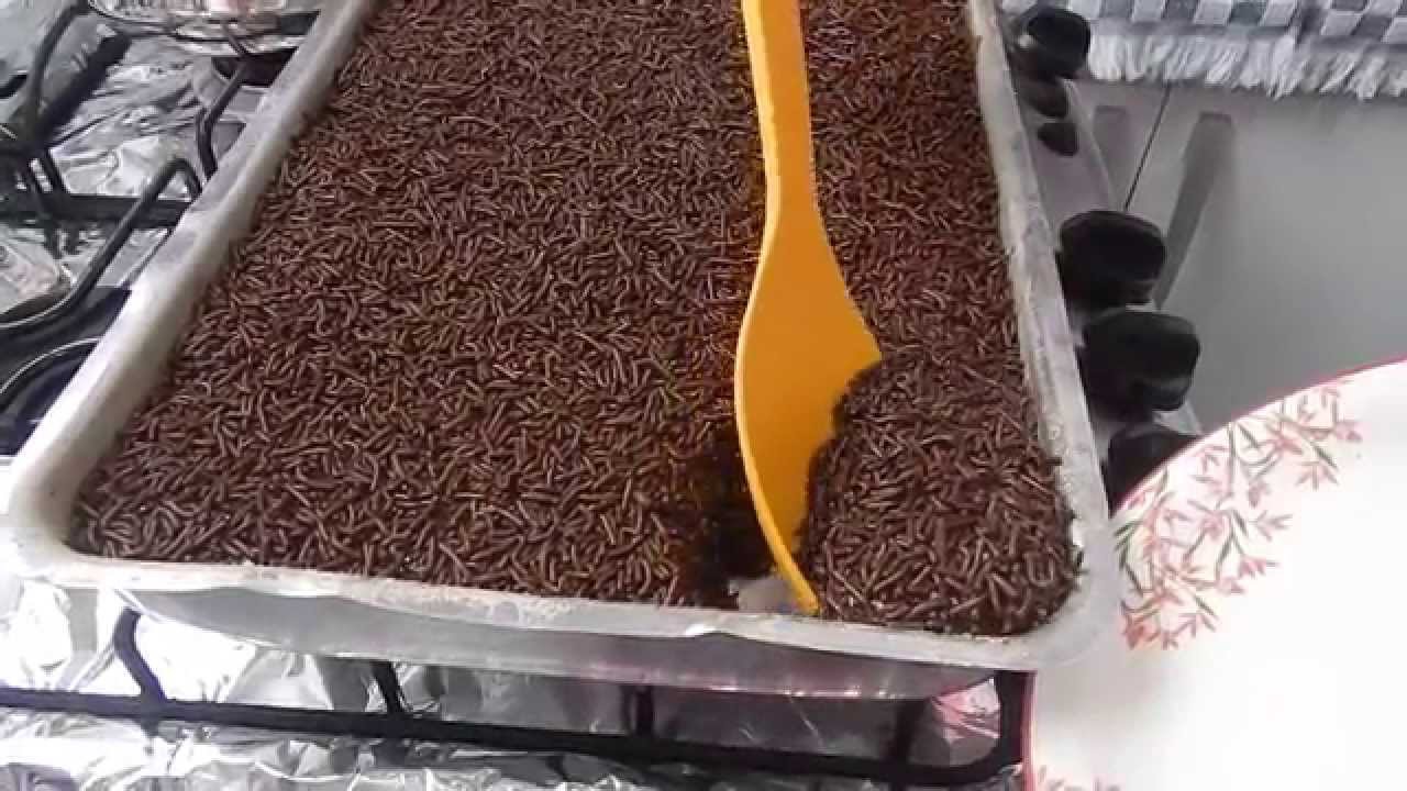 Bolo de chocolate do caderno de vó fofo