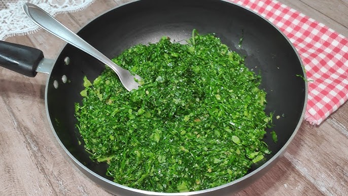 Couve refogada com alho e limão prático