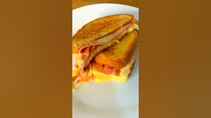 Misto quente crocante feito na frigideira prático demais