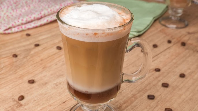 Mocha de hortelã quente simples fácil