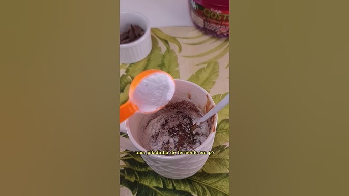 Petit gâteau falso feito em 4 minutos fácil demais