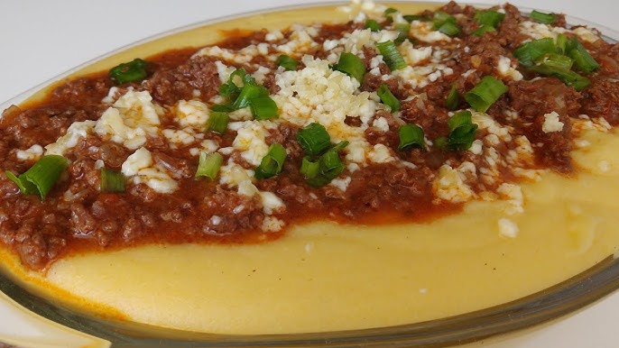 Polenta cremosa com queijo minas