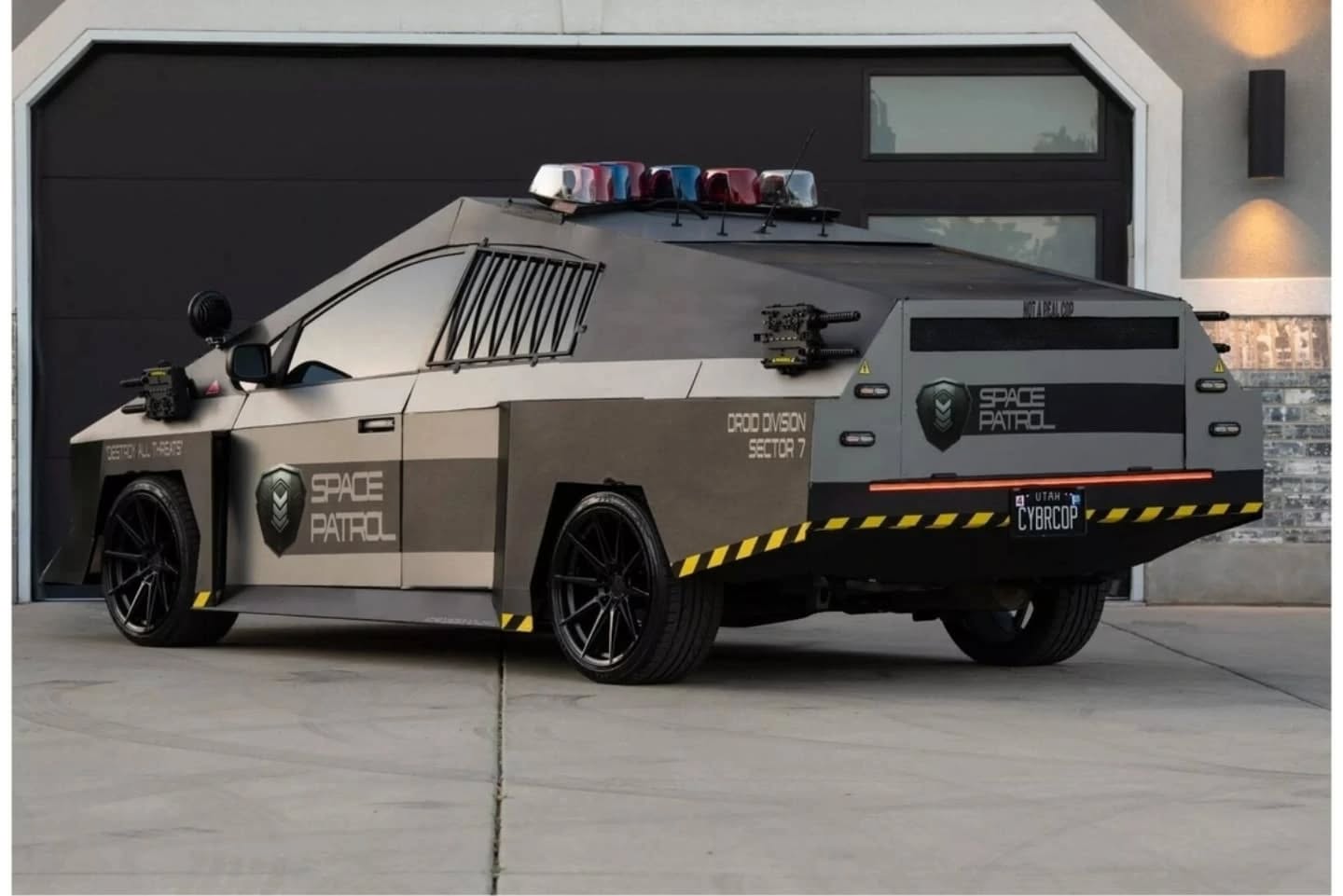 Cybercop - Foto: Reprodução