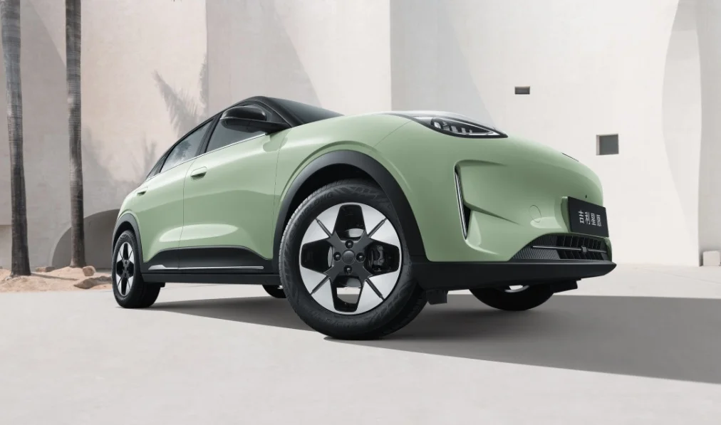 Geely EX2
