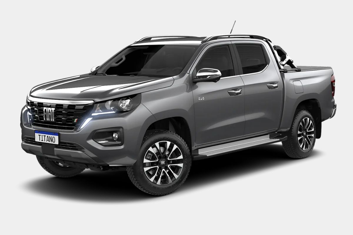 Fiat Titano 2026 em um fundo branco